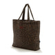 La Millou Shopper Bag Ortalion Quiltet mumiepose med lomme Leopard Choco