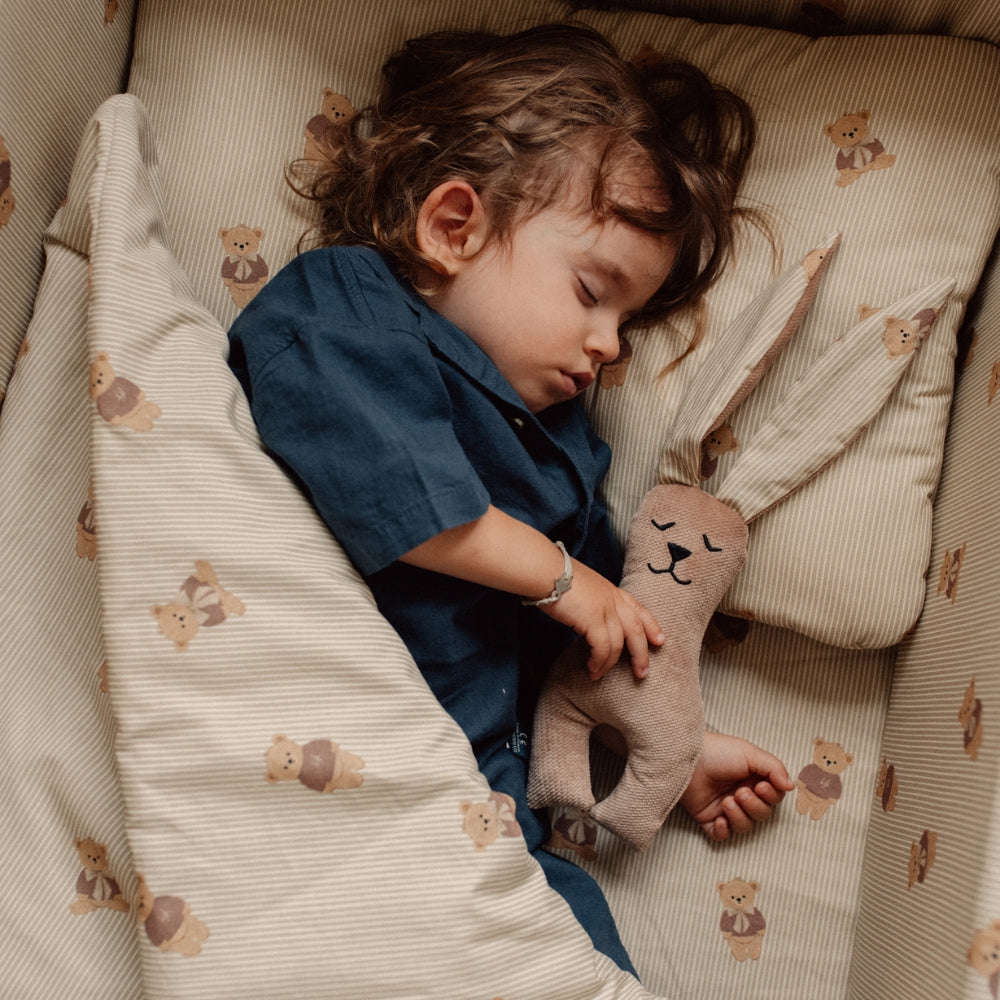 9dd9660fea8fcc93329f0678795b353d