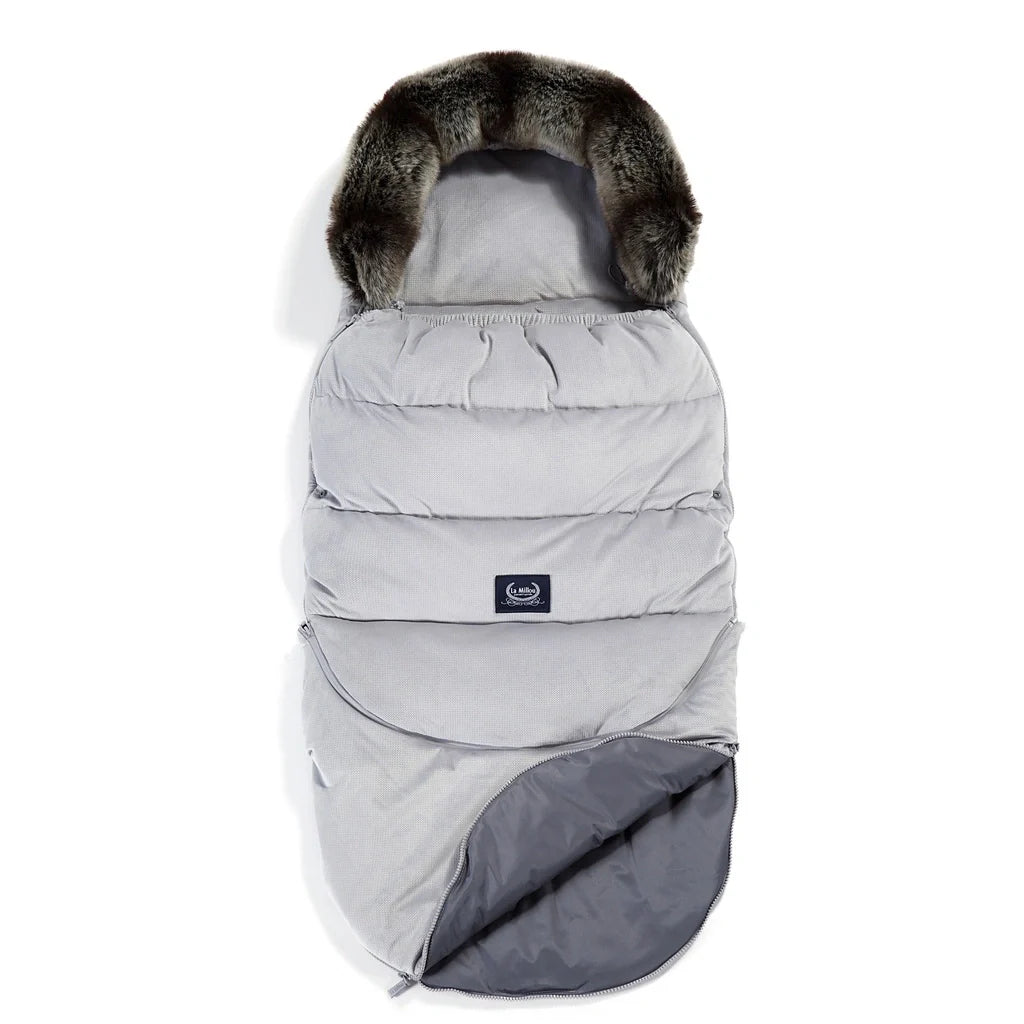 ea75b3e7fa4777c2d4be86332f2d2667